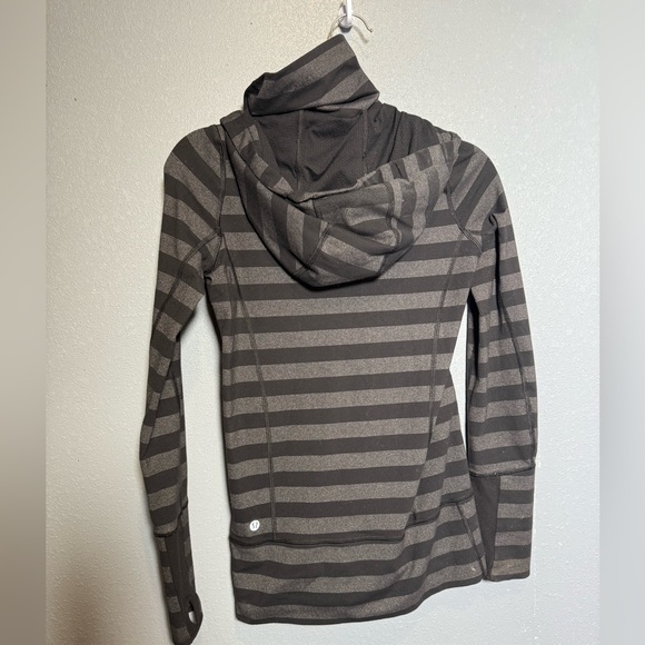 Lululemon Stride Jacket Black‎ Stripe- 2 - Picture 4 of 9
